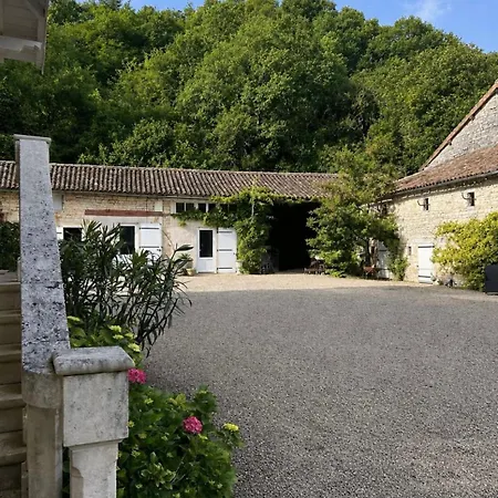 Le Clos Joli Saint-Saviol